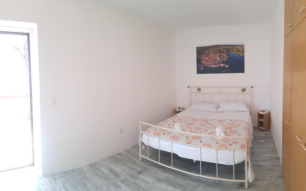 Apartmani Zem, Krk Krk Town Exterior photo